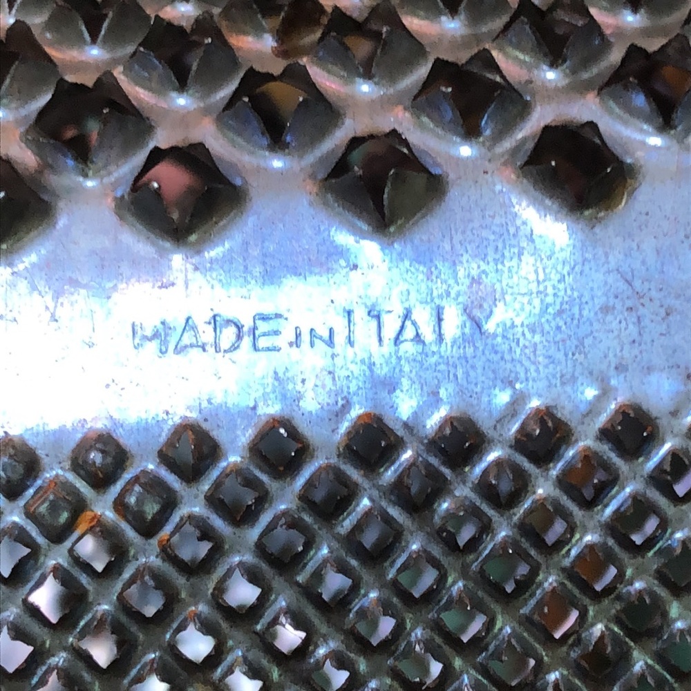 Vintage Round 3 Size Cheese Grater made in Italy Kitchen Utensil - Picture 7 of 8